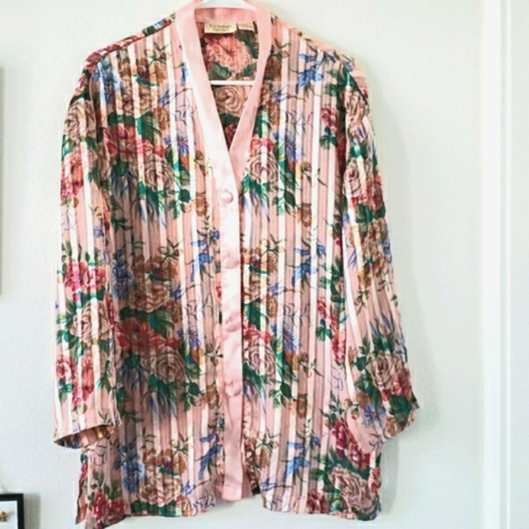 Vintage VICTORIA'S SECRET Gold Label Sleepwear Top Size S - Picture 2 of 8